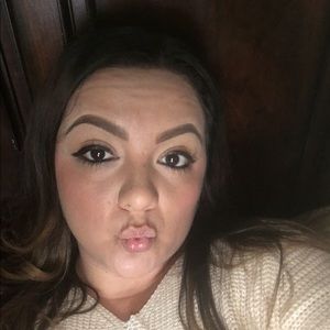 Meet your Posher, Rita